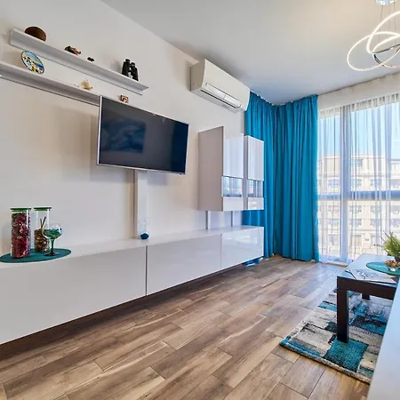 Marina Azur- 100m From The & Spa! Luxury Apartment! Apartment *