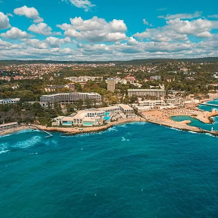 Marina Azur- 100m From The & Spa! Luxury Apartment! Apartment *