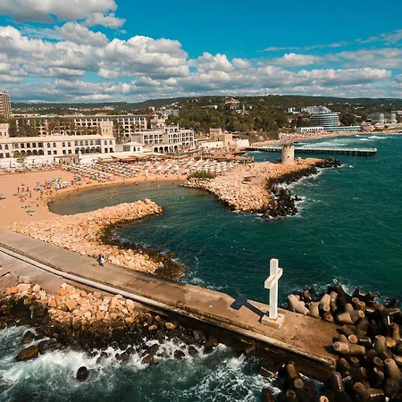 Marina Azur- 100m From The & Spa! Luxury Apartment! *