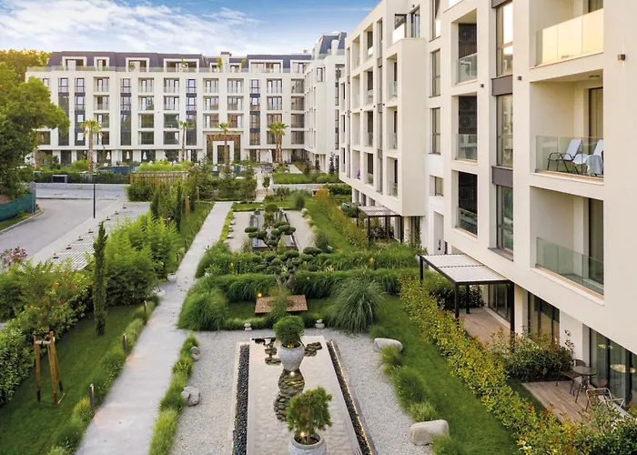 Marina Azur- 100m From The & Spa! Luxury Apartment! Lejlighed