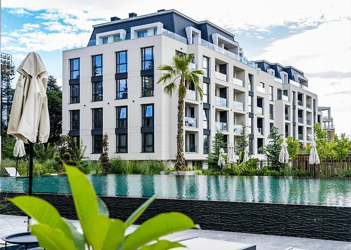 Marina Azur- 100m From The & Spa! Luxury Apartment! *