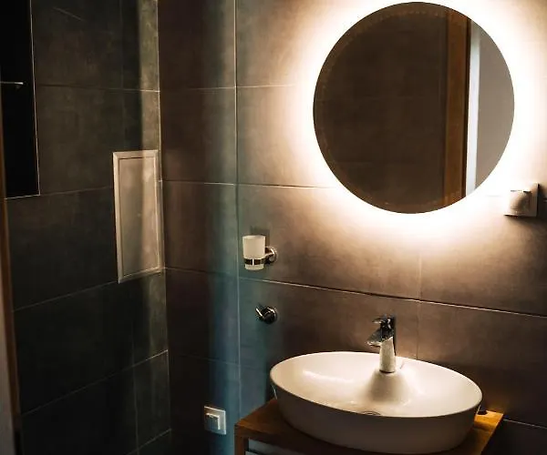 Marina Azur- 100m From The & Spa! Luxury Apartment! Lejlighed