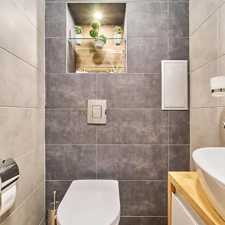 Marina Azur- 100m From The & Spa! Luxury Apartment! * St Constantin et Helena