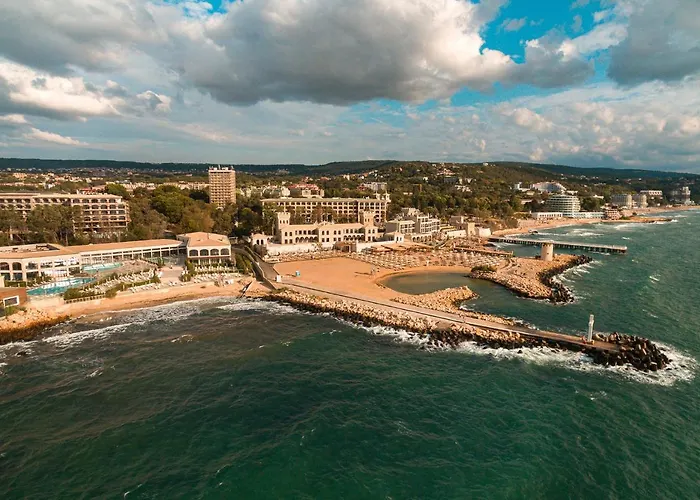 Marina Azur- 100m From The & Spa! Luxury Apartment! Apartman Szent Konstantin és Elena